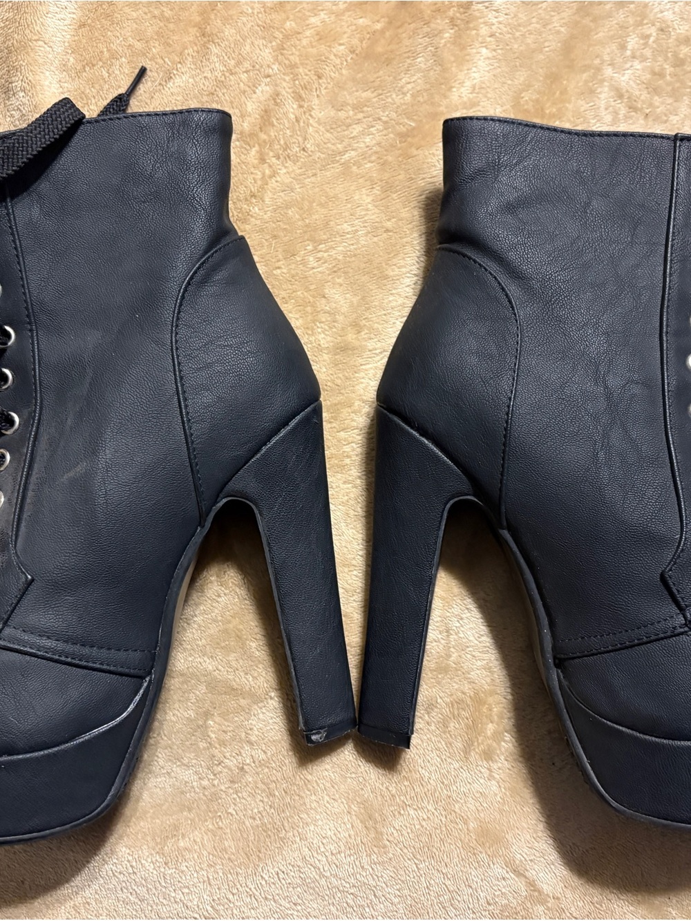 #4A - MUST GO! Women's Black High Heel Ankle Platform Boots Booties size 39 / 7